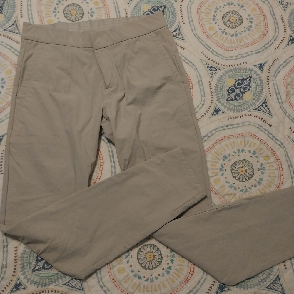 Athleta Wander Stash Pant size 8